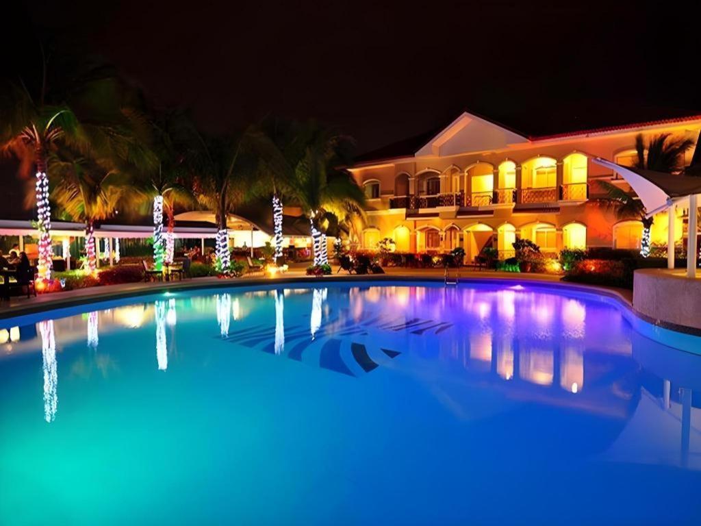 אולונגפו Moonbay Marina The Villas מראה חיצוני תמונה