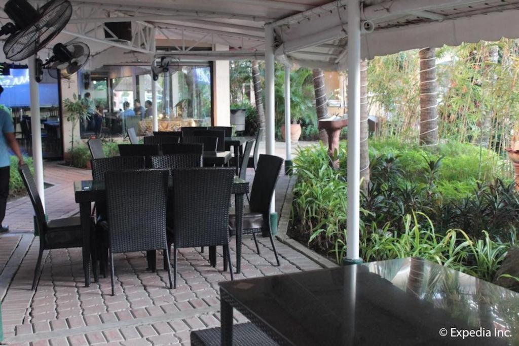 אולונגפו Moonbay Marina The Villas מראה חיצוני תמונה