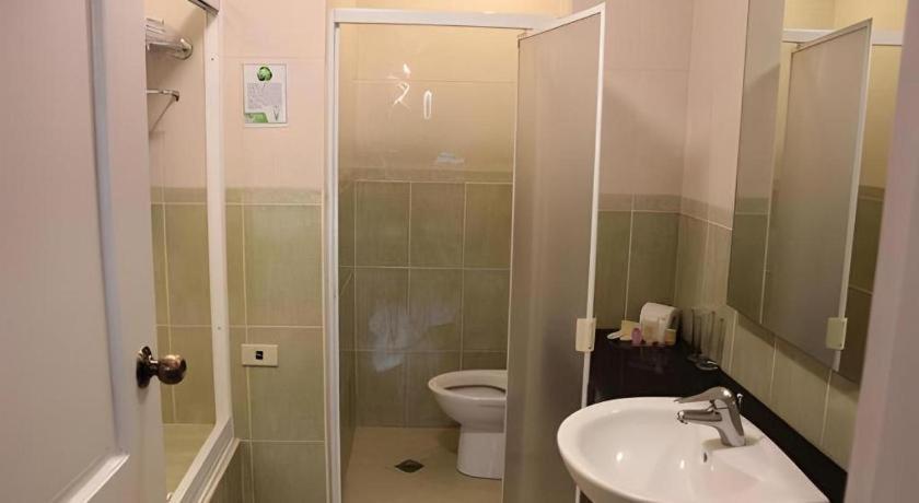 אולונגפו Moonbay Marina The Villas מראה חיצוני תמונה