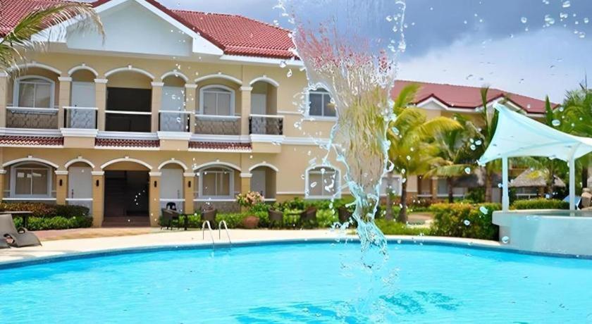 אולונגפו Moonbay Marina The Villas מראה חיצוני תמונה