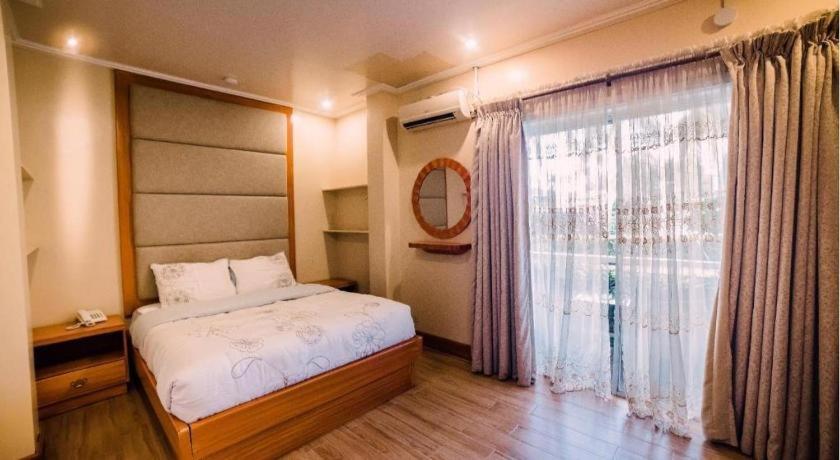 אולונגפו Moonbay Marina The Villas מראה חיצוני תמונה
